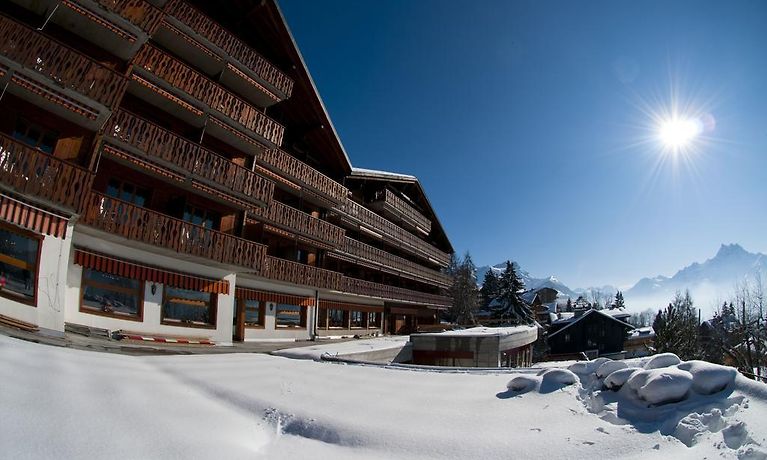 HOTEL GOLF AND SPA              VILLARS-SUR-OLLON  SWITZERLAND SEASON